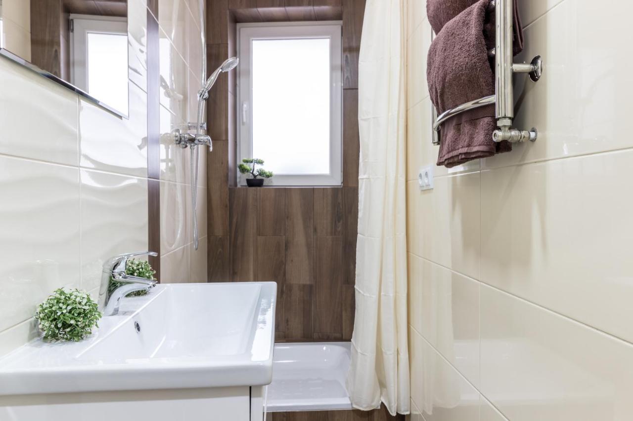 City Center Vip Studio Apartment Lviv Exterior photo